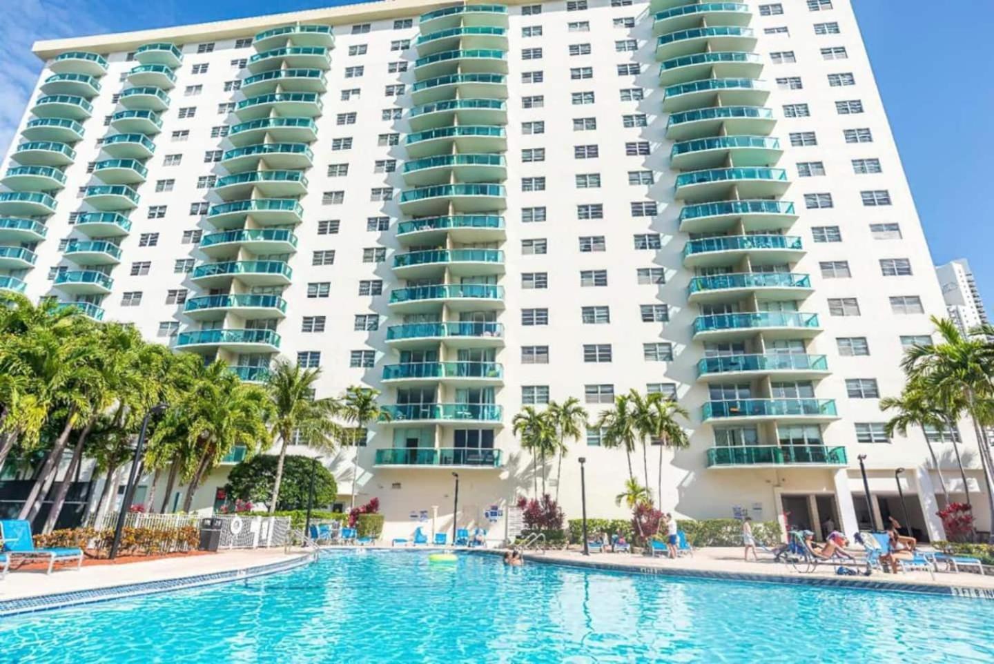 Ocean Reserve Sunny Isles Beach Exterior foto